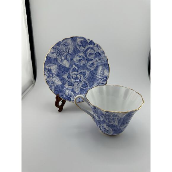 Royal Stafford "Tapestry" Blue White Tea Cup Set Mid Cent Bone China England - Picture 2 of 9